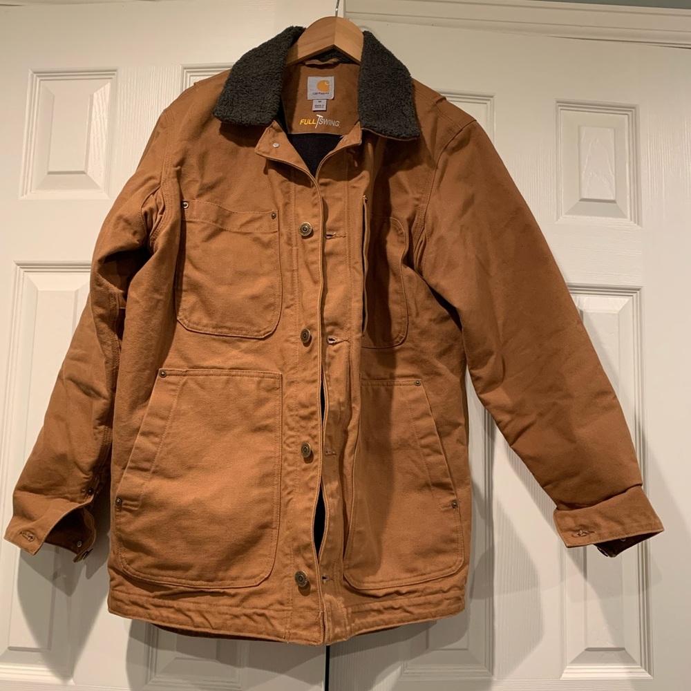 Carhartt mens full swing jacket. Size medium but fits like a Large.